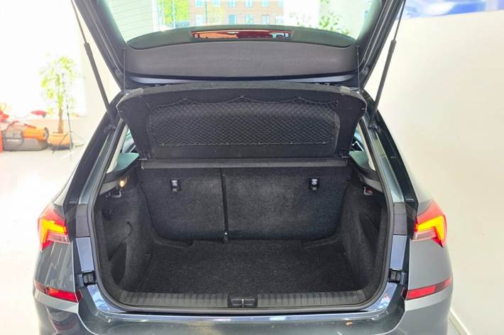 Grå Skoda Kamiq fra 2020
