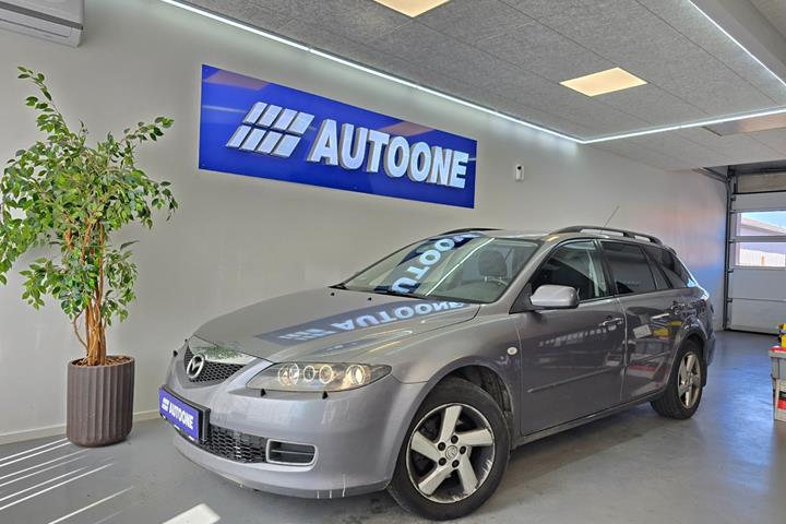 Grå Mazda 6 fra 2007