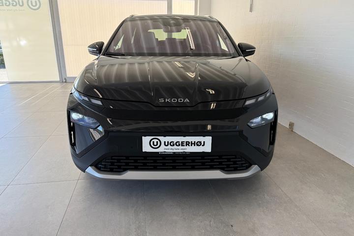 Sort Skoda Elroq fra 2025 set udefra