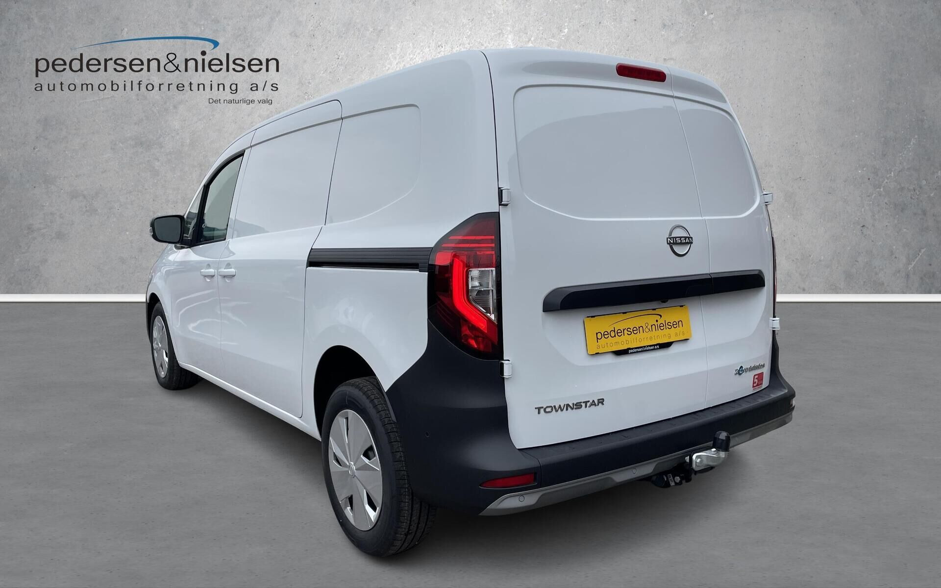 Hvid Nissan Townstar fra 2026