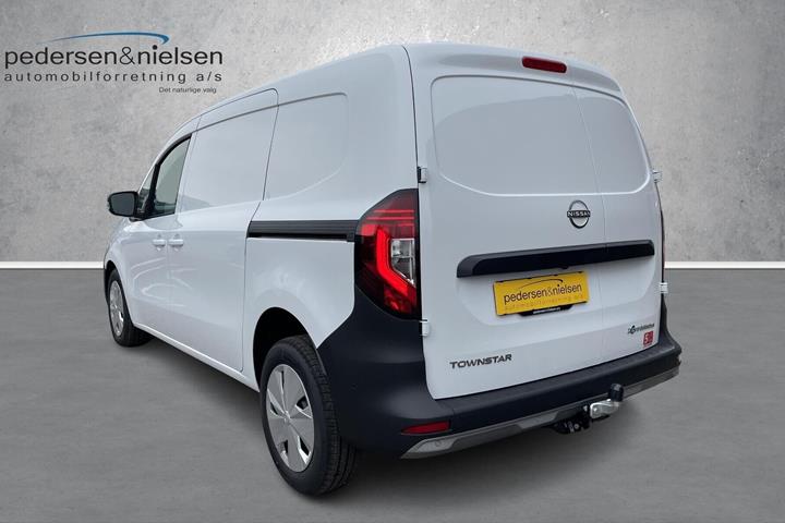Hvid Nissan Townstar fra 2026