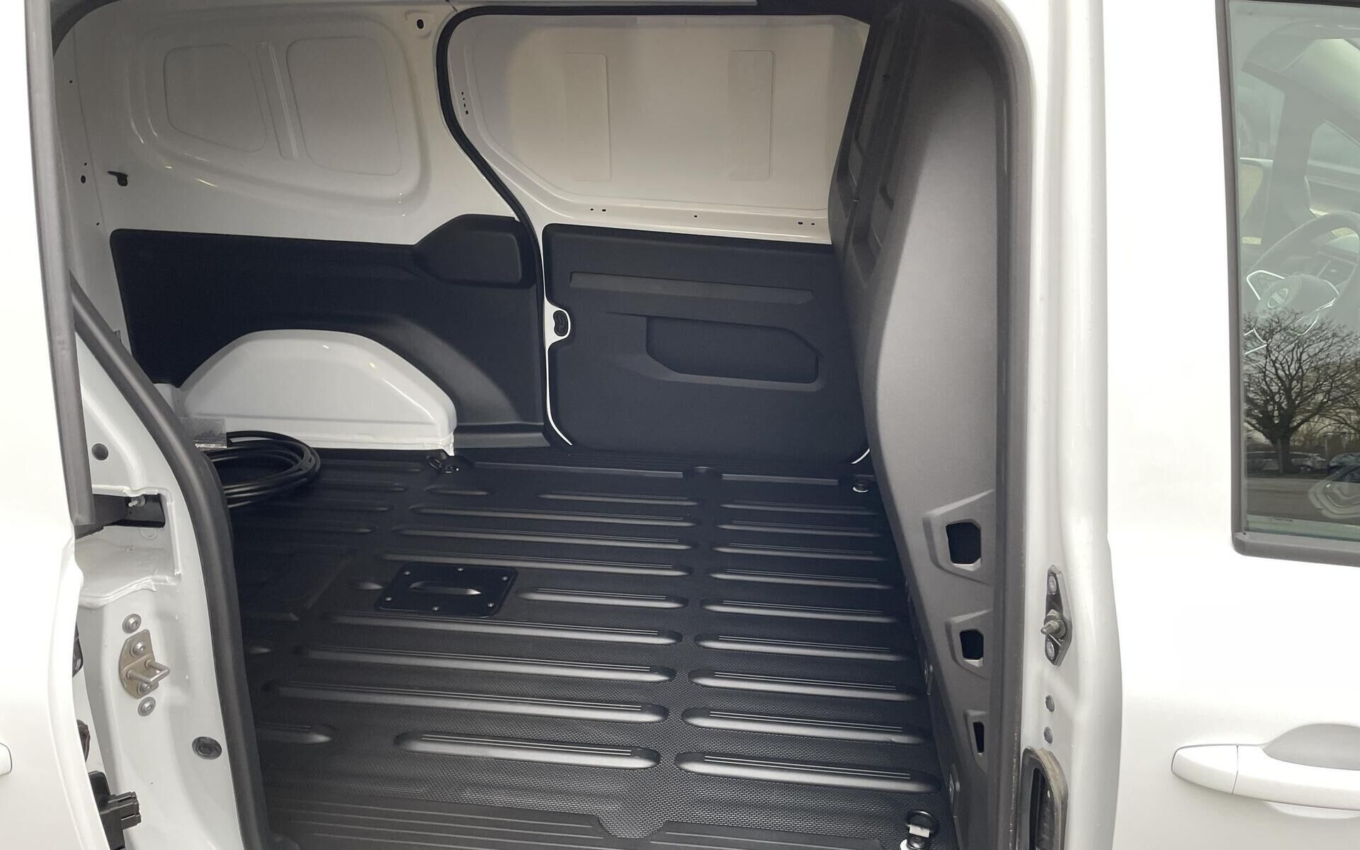 Hvid Nissan Townstar fra 2026
