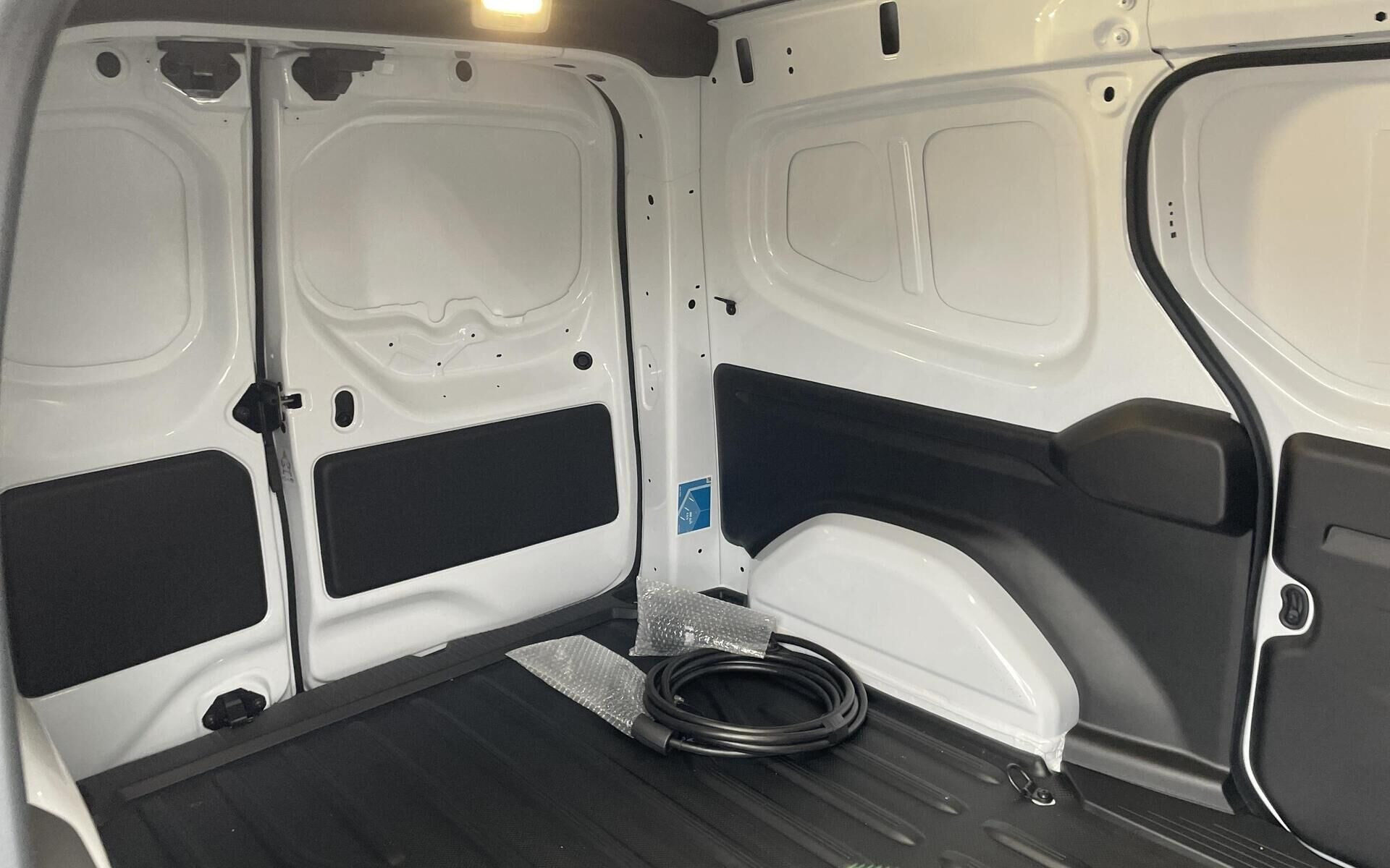 Hvid Nissan Townstar fra 2026