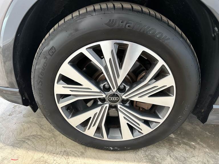 Audi Q4 45 E-tron Progress Quattro 286HK 5d Aut.