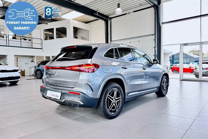 Grå Mercedes EQA250+ fra 2025