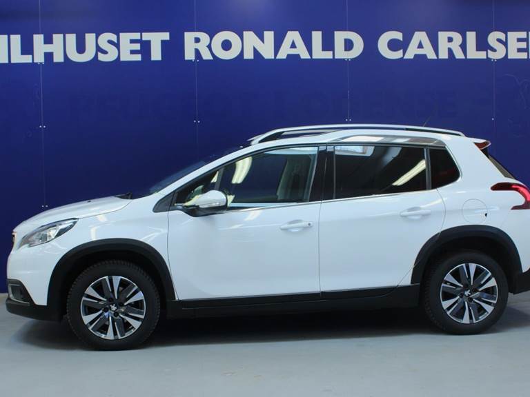 Peugeot 2008 1,2 PureTech 130 Selection Sky