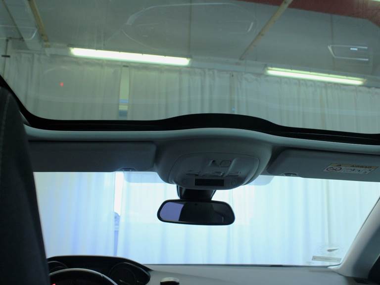 Peugeot 308 1,5 BlueHDi 130 Selection Sky SW