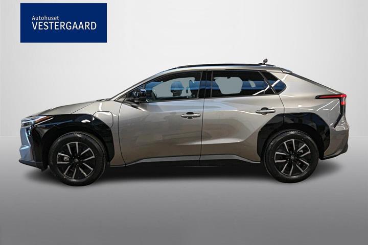 Grå Toyota BZ4X fra 2026