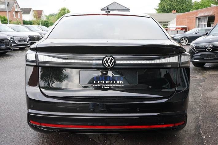 Sort VW ID.7 fra 2024