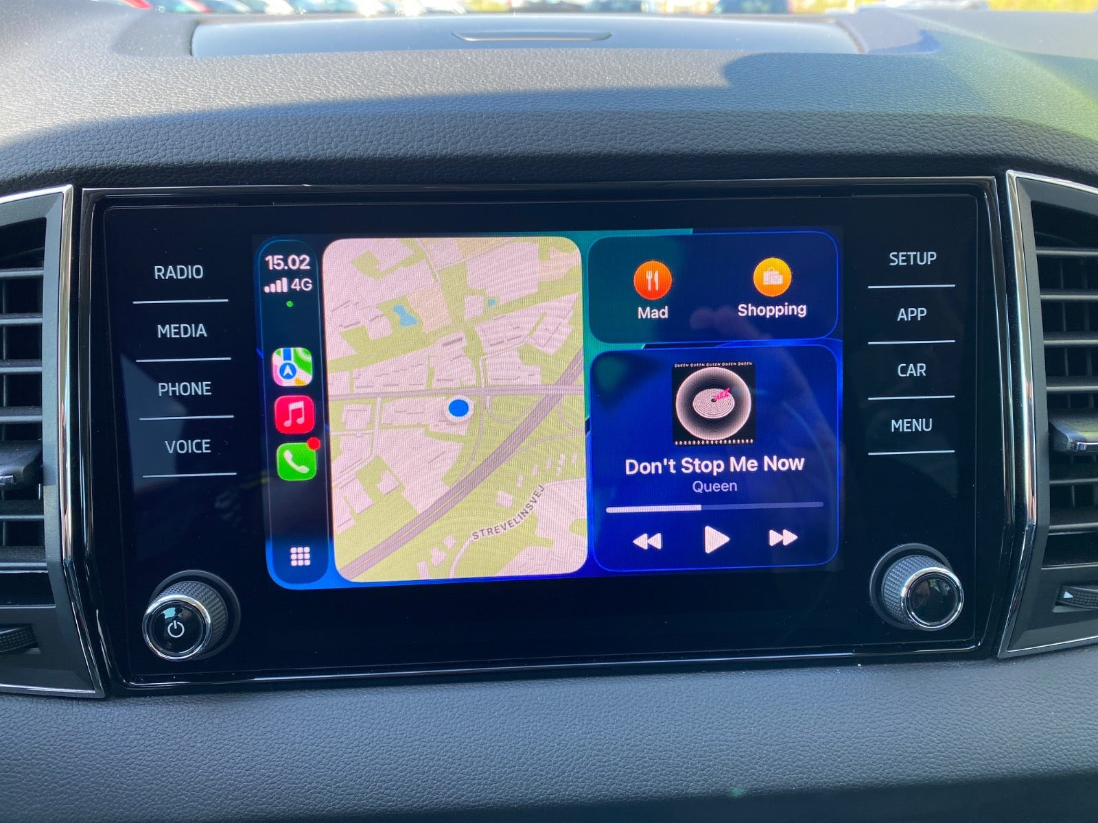 Hvid Skoda Karoq fra 2018
