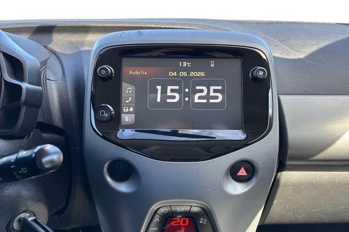 Rød Toyota Aygo fra 2020