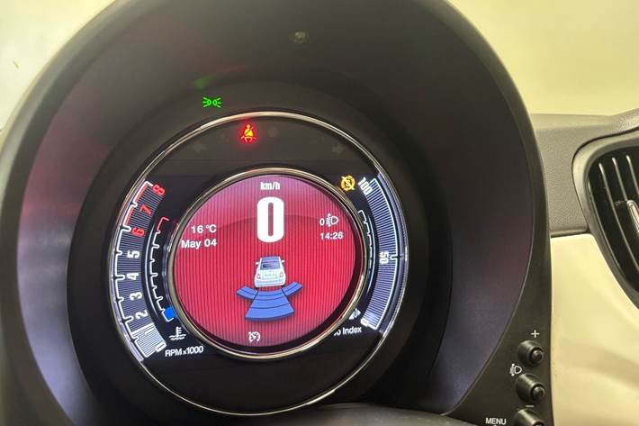 Hvid Fiat 500C fra 2017