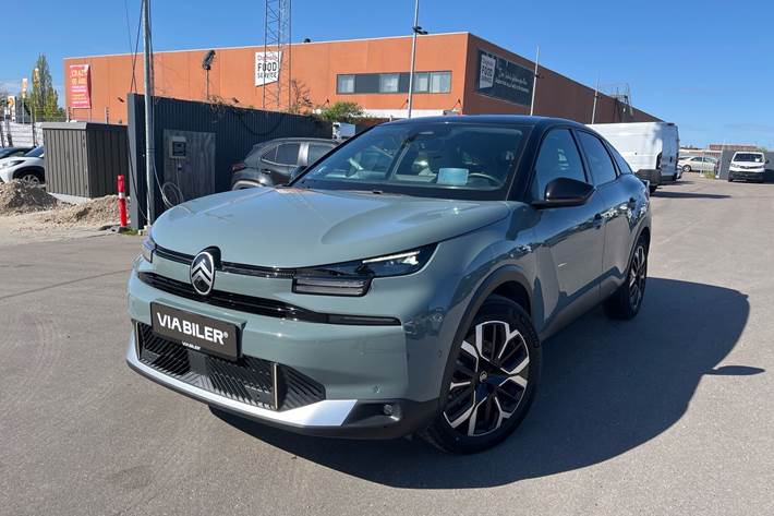 Grøn Citroën ë-C4 fra 2025 set udefra
