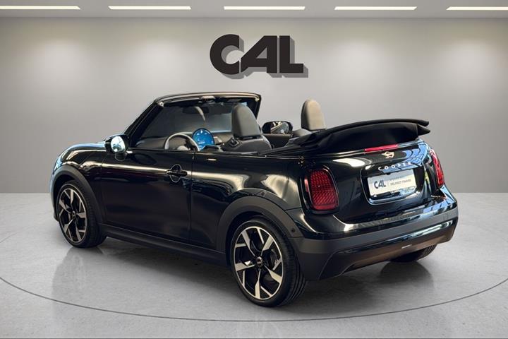 Sort Mini Cooper fra 2025