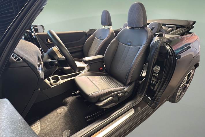 Sort Mini Cooper fra 2025