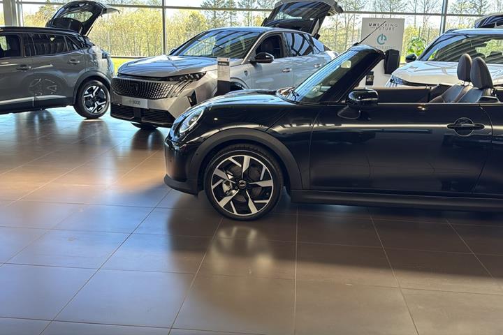 Sort Mini Cooper fra 2025