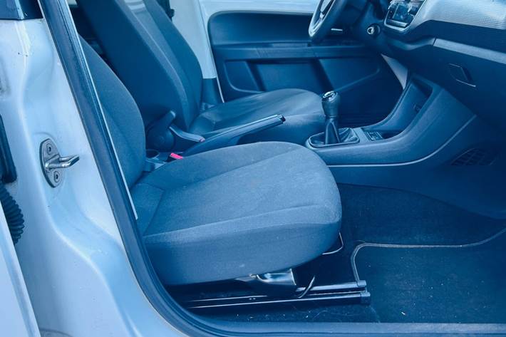 Hvid VW UP! fra 2017