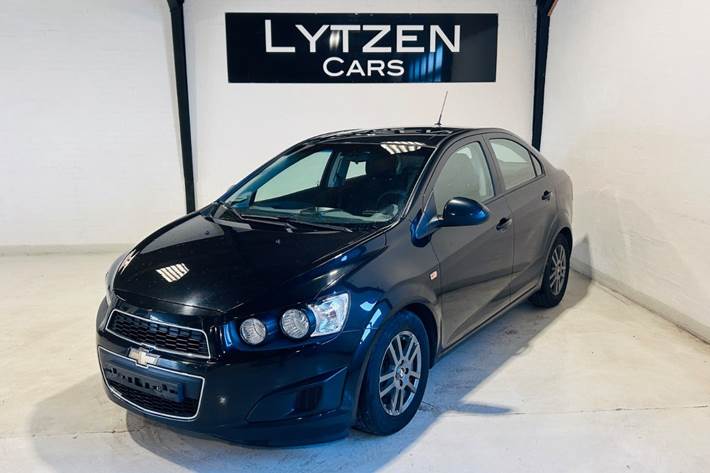 Sort Chevrolet Aveo fra 2013