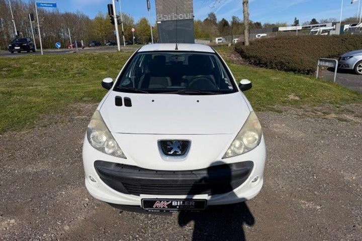 undefined Peugeot 206+ fra 2012