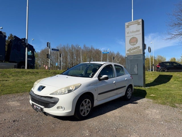undefined Peugeot 206+ fra 2012