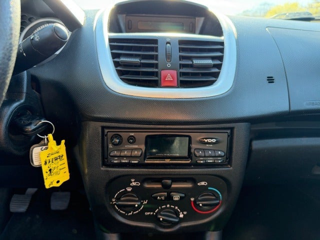undefined Peugeot 206+ fra 2012