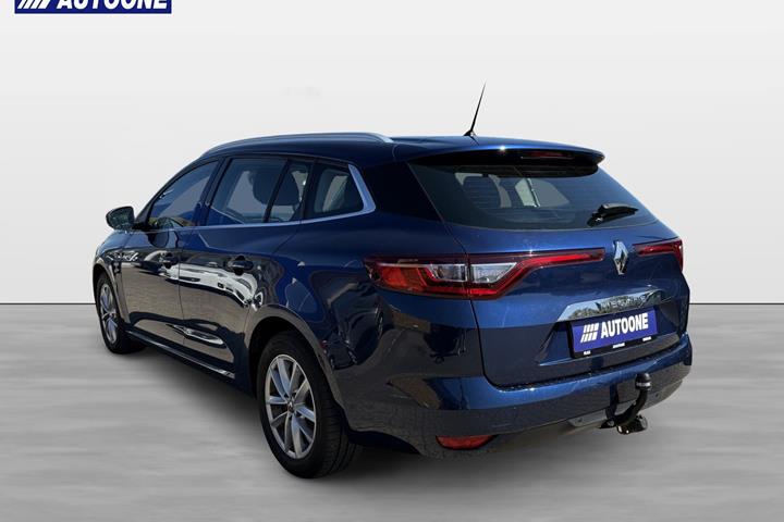 Blå Renault Megane IV fra 2018