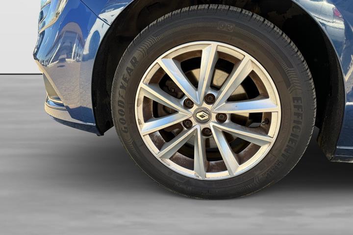 Blå Renault Megane IV fra 2018