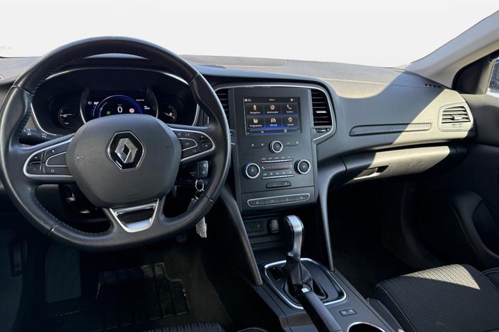 Blå Renault Megane IV fra 2018