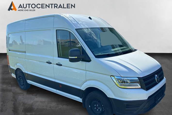 Hvid VW Crafter 35 fra 2025