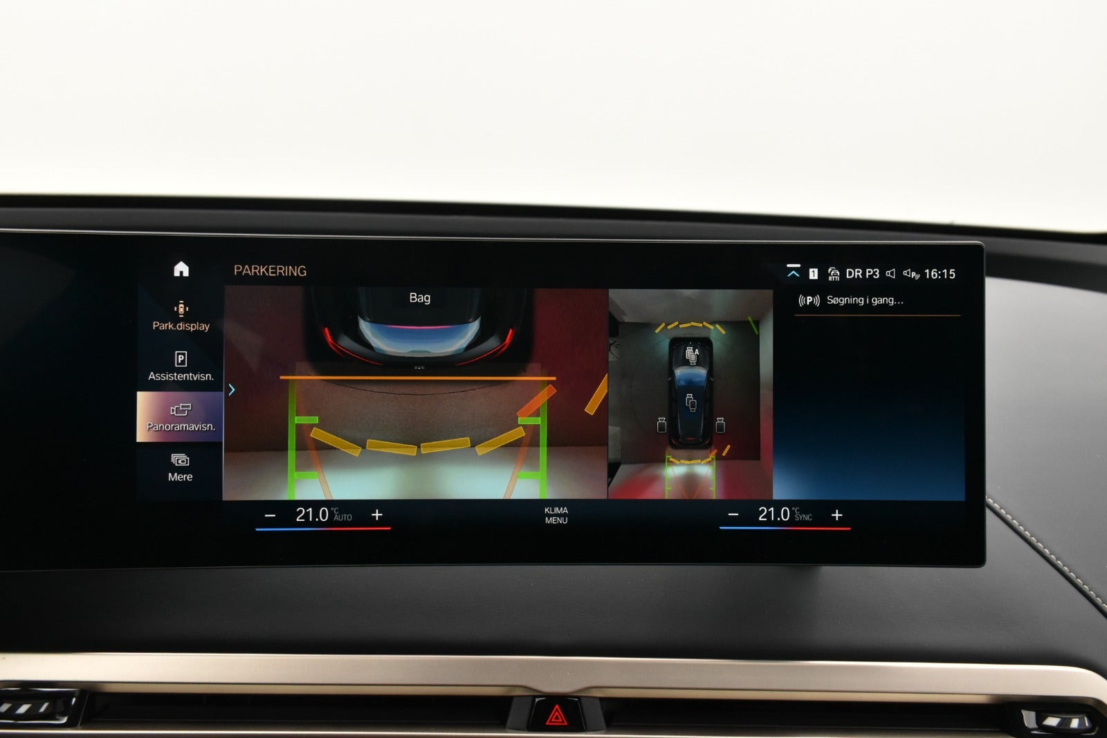 Grå BMW iX fra 2021