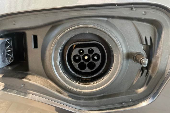 Grå BMW X1 fra 2021