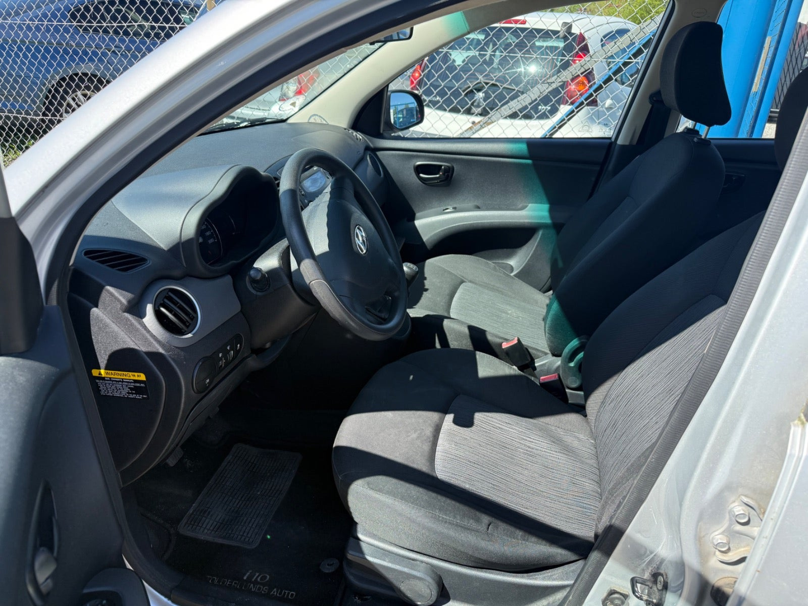 Sølv Hyundai i10 fra 2012