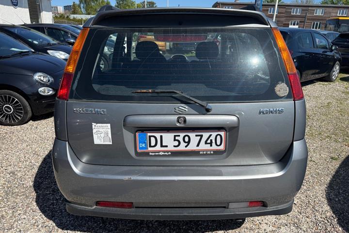 Grå Suzuki Ignis fra 2005