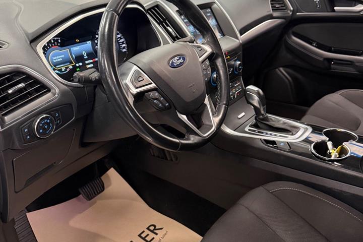 Hvid Ford S-MAX fra 2018