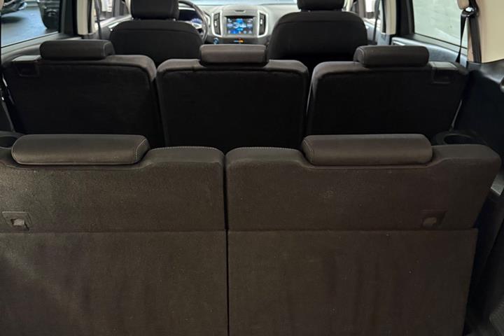 Hvid Ford S-MAX fra 2018