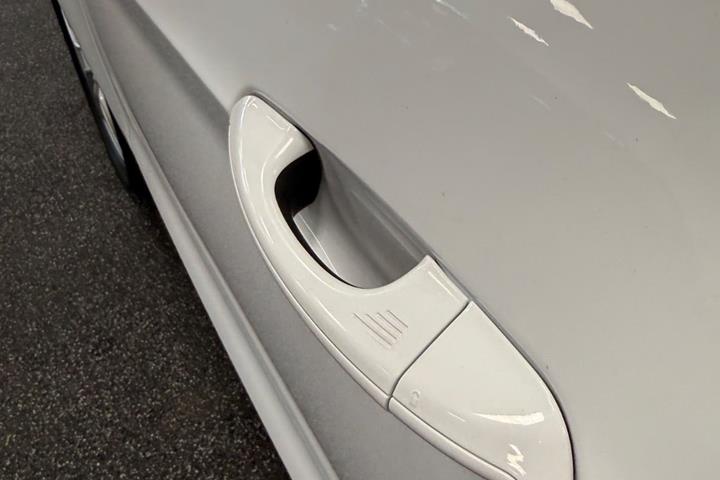 Hvid Ford S-MAX fra 2018