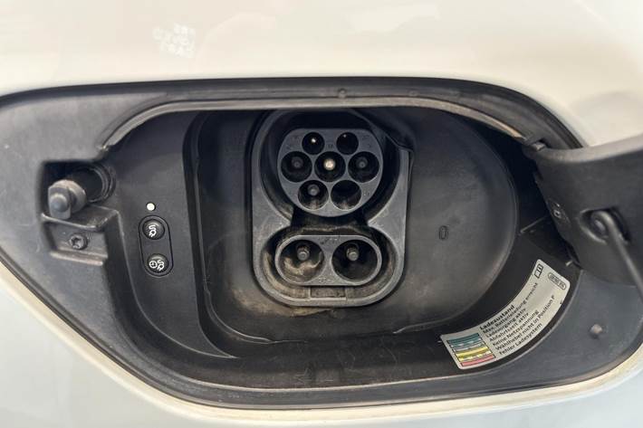 Hvid VW e-Golf VII fra 2019
