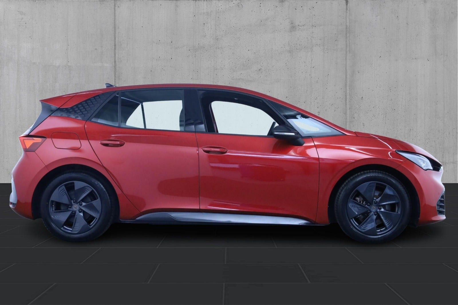 Rød Cupra Born fra 2022