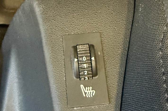 Grå Citroën C3 fra 2016