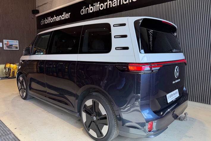 Blå VW ID.Buzz fra 2023