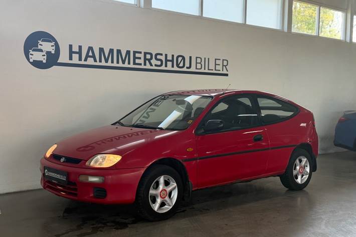 undefined Mazda 323 fra 1996