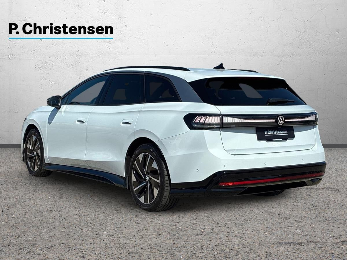 Hvid VW ID.7 fra 2024