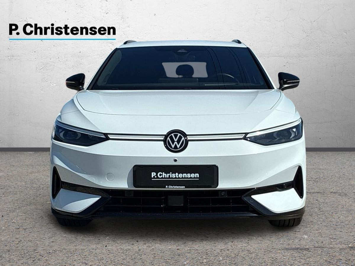 Hvid VW ID.7 fra 2024