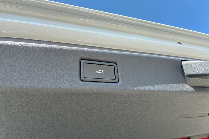 Hvid VW ID.7 fra 2024