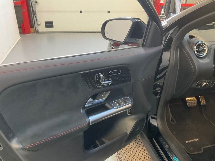 Sort Mercedes EQA250+ fra 2025