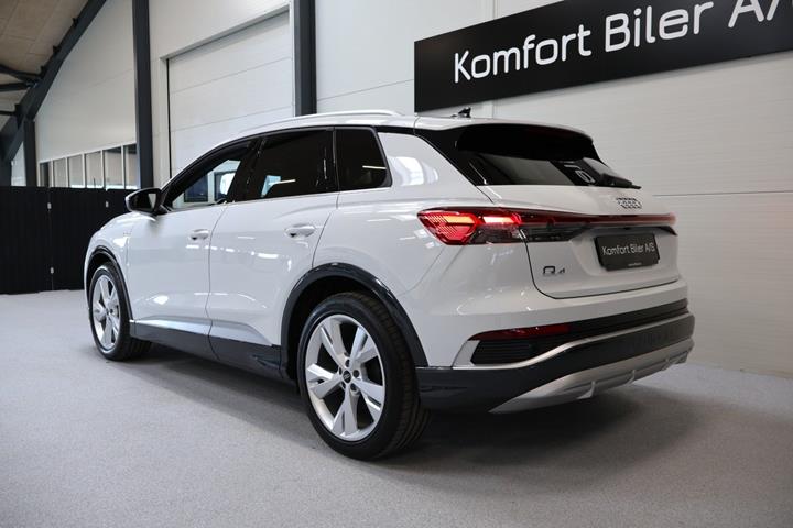 Hvid Audi Q4 e-tron fra 2026