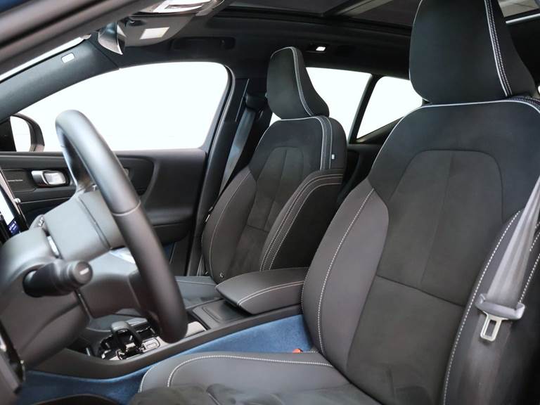 Volvo EX40 Extended Range Ultra