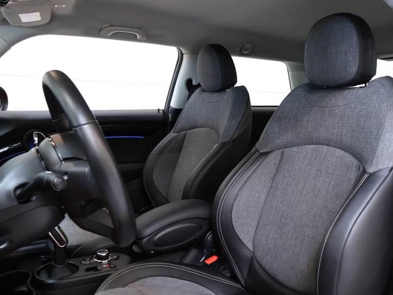 Mini Cooper SE Classic Trim