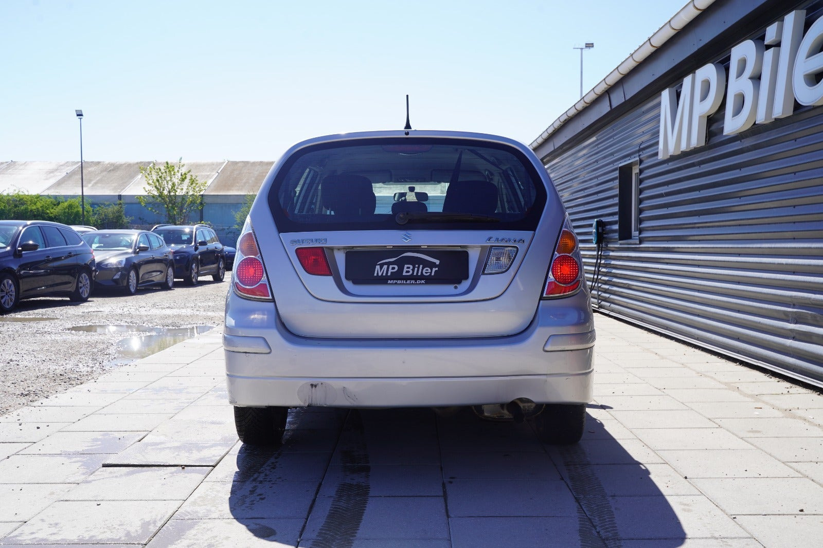 Sølv Suzuki Liana fra 2006