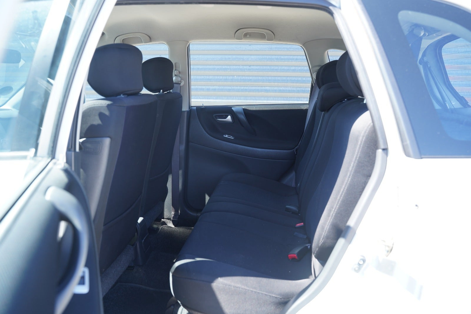 Sølv Suzuki Liana fra 2006